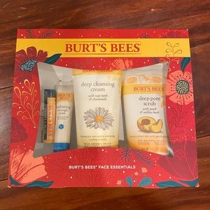 Burt’s Bees Face Essentials Gift Set - sealed and unopened!
